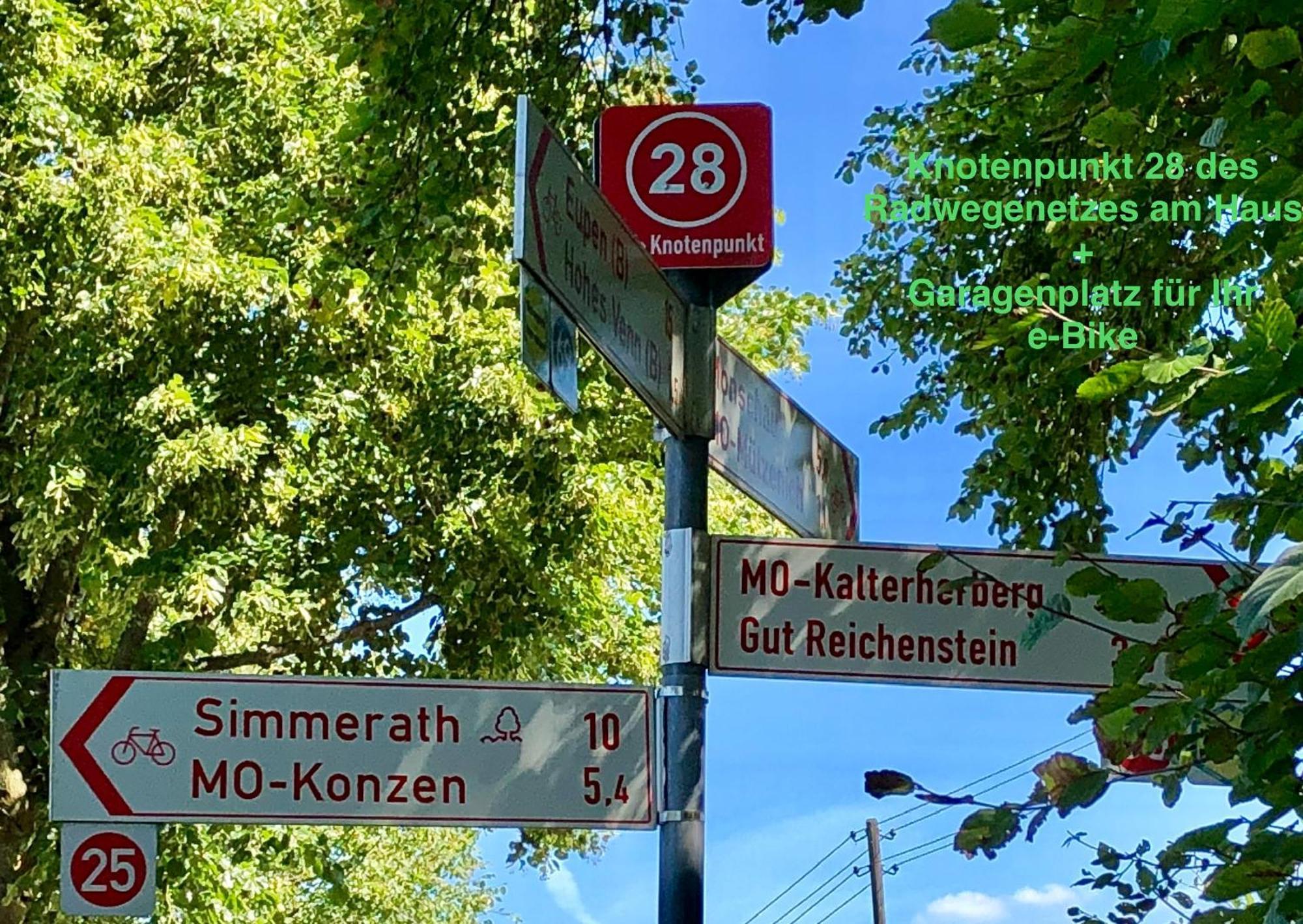 Hof Vierzehnender Im Hohen Venn - 70Qm Maisonette - 2 Schlafzimmer - Wohnkueche - Balkon Mit Grill - Monschau - Eifel - Hunde Willkommen - Islandpferde Exteriör bild